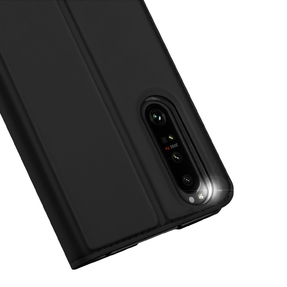 Skin Pro Series Sony Xperia 1 IV - Sort