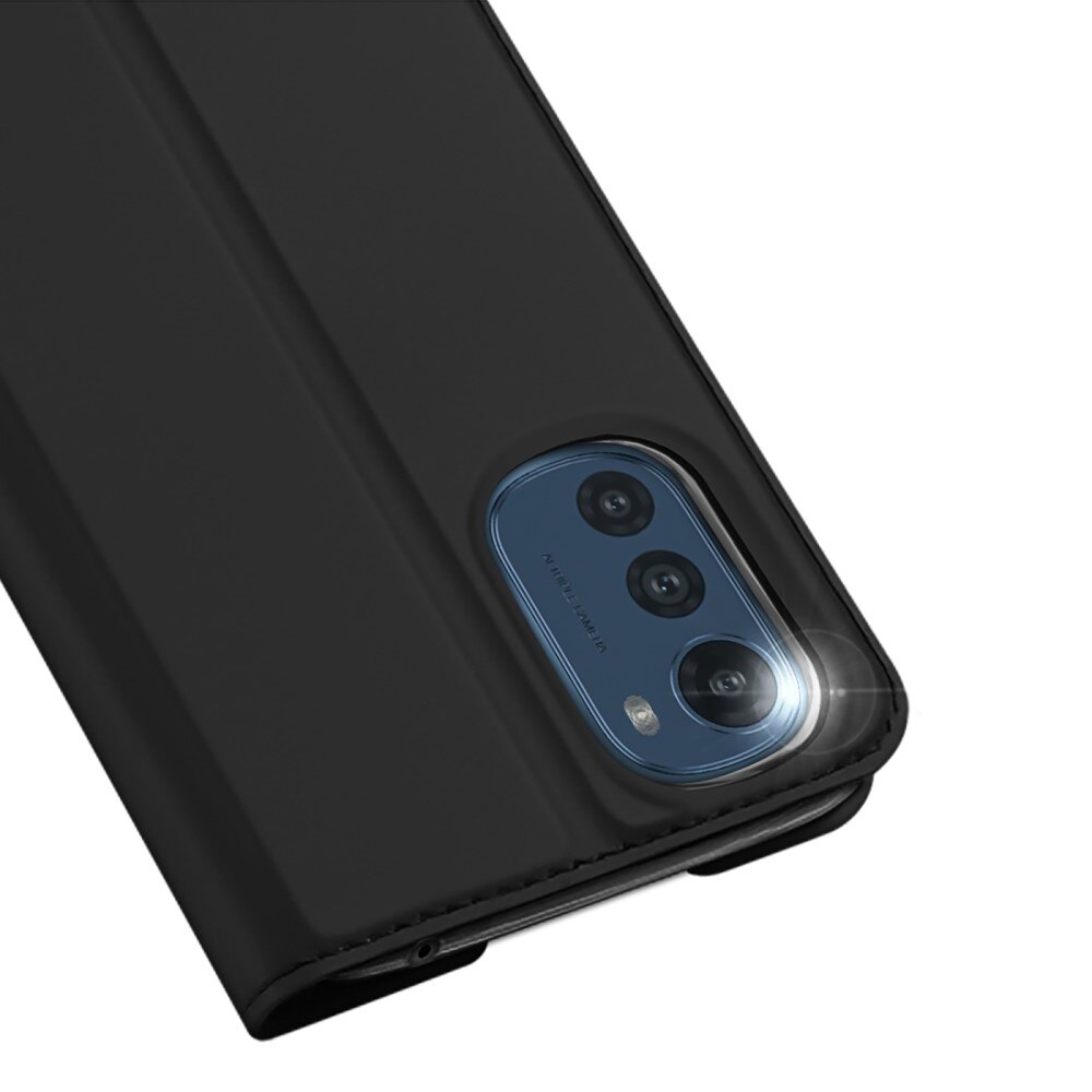 Skin Pro Series Motorola Moto E32 - Sort