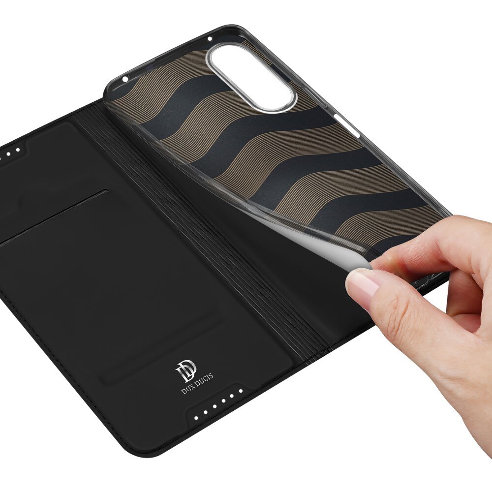 Skin Pro Series Sony Xperia 10 V - Sort