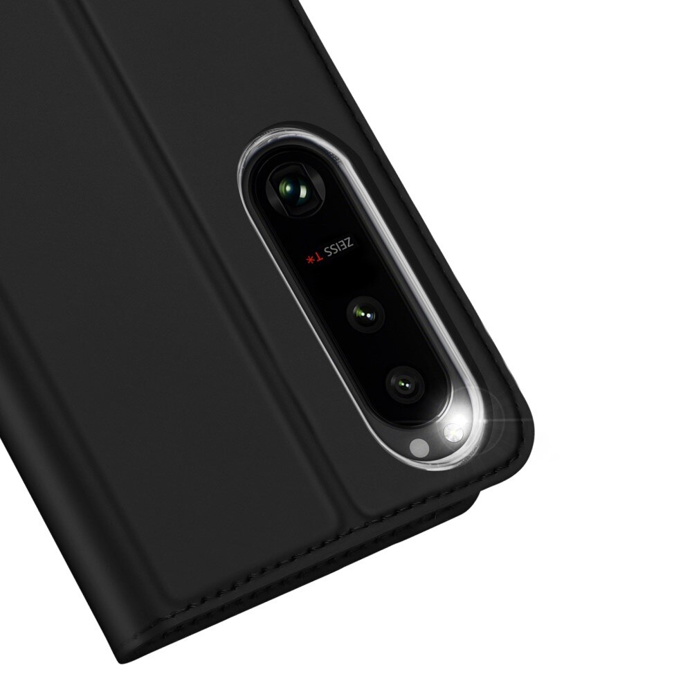 Skin Pro Series Sony Xperia 1 V - Sort