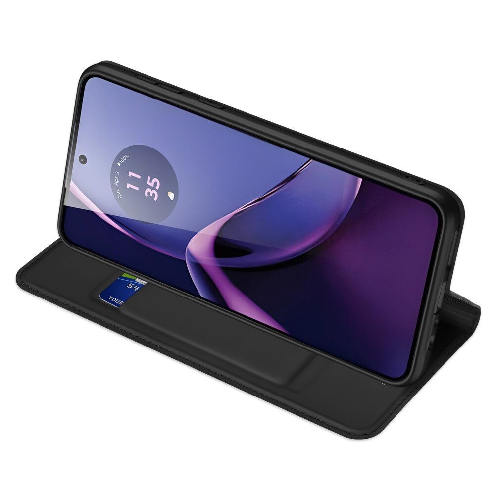 Skin Pro Series Motorola Moto G84 - Sort